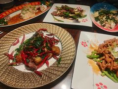 -粤·向群饭店(麓景路店)