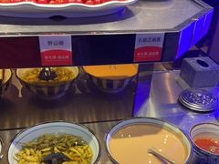 自助调料区-华晟山城火锅(东城天下店)