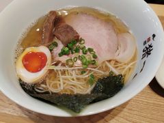 猪肉拉面-面屋 猪一