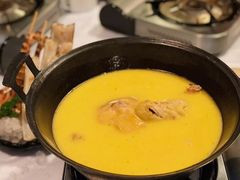 -鲜入围煮花胶鸡海鲜火锅