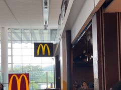-麦当劳(深圳北站高铁店)
