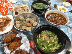 红烧乳鸽-石岐乳鸽村(南海第三分店)
