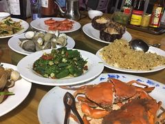 -岛中岛·海鲜大排档·万宁老字号(东澳店)