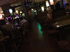 -Helens海伦司(昆明路店)