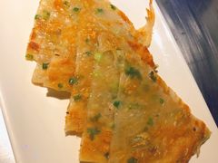 岘肉葱油饼-鱼非鱼(徐家汇店)