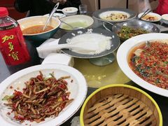 -湖南人家湘菜馆(镇江路店)