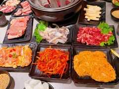 -啊美丽炭火烤肉(滑翔一店)