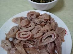 -闫家驴肉老店(华电一校店)