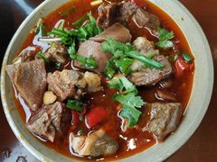 -谢老五跷脚牛肉·非遗传承店