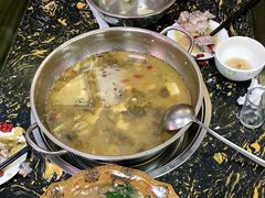 -韩妹鱼庄·泸定老字号(泸定店)