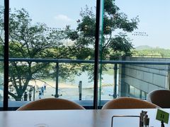 -上海佘山世茂艾美酒店