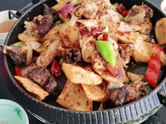 -撒拉人家.酸菜牦牛肉火锅