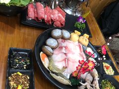 -丽江庭院·云南野生菌·海鲜火锅(鼓楼四合院店)