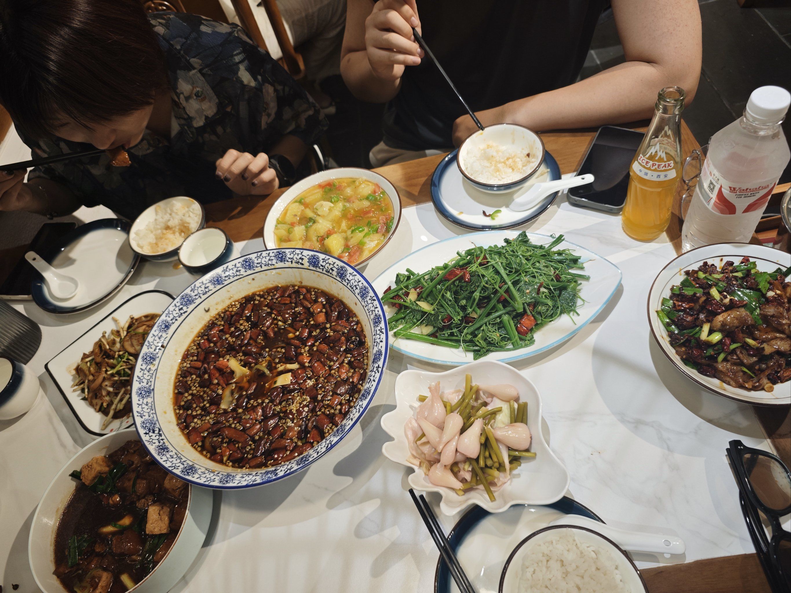 「大厨小菜·黔菜小馆(甲秀楼店)」
好好味啊 湖北广东东北人狂喜