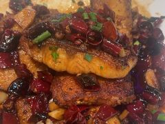 -黄泥岗·地道湖北菜(奥特莱斯店)