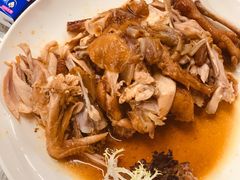 大鹏窑鸡-鹏城人家海鲜酒家·23年老字号(较场尾店)