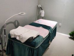 -苑苑vbeauty科技美容SPA