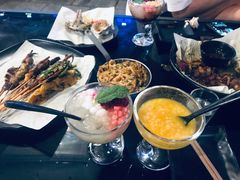 -何师烧烤Pro ·江湖川菜·小龙虾·精酿(太古里旗舰店)