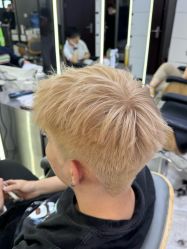 -藤野造型烫发染发