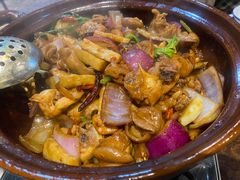 -胡须佬鸡煲四季火锅(海雅缤纷城店)