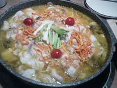 -山城外·非遗酸菜鱼(蜀都万达店)