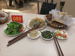 -闫家驴肉老店(华电一校店)