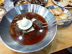 -牛信亭韩国料理·炭火烤肉(紫藤路店)