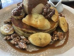 -ROAST coffee & eatery