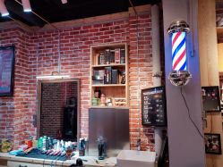-TIGERBARBERSHOP 老虎男士理发店