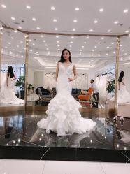 -拉瑞娜LaReine婚纱礼服高级定制