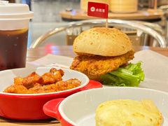 -必胜客(大宁路店)
