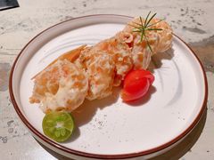 招牌沙汁大虾球-T館·花园艺术餐厅