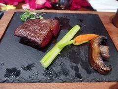 炭烤澳洲和牛西冷-YUE·6·西式融合餐厅(外滩六号店)