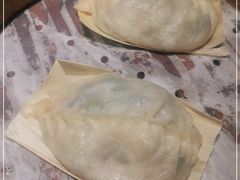 -方国老头包子·39年威海本地老字号•小船海鲜疙瘩汤