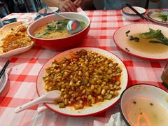 -洪霞餐馆·川菜·鲜货现炒(两江春城店)