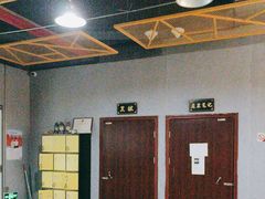 -不倒翁实景剧情密室逃脱(光明凤凰城站店)