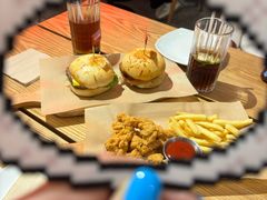 -吾悦广场(南京鼓楼店)