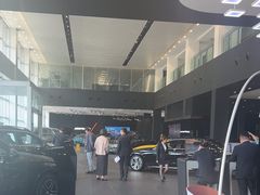 -奔驰上海利星(七宝店)