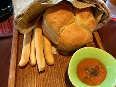 -杭州西子湖四季酒店-WL BISTRO西湖餐厅(灵隐路店)