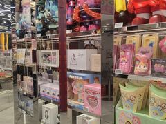 -泡泡玛特POPMART(侨福芳草地店)