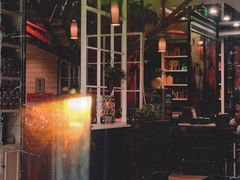 门面-高第街56号融合餐厅(振华五星百货店)