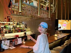 -FOUR PLAY BAR