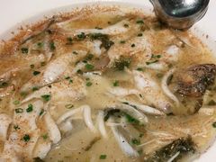 -渔语鱼新川菜Bistro(万象天地店)