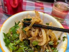 -金鼎雪山牦牛杂火锅(理县总店)