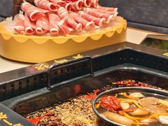-老牌坊云南鱼豆花火锅(哈西万达店)