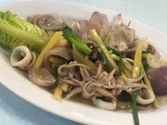 姜葱鱿鱼-ZF Seafood Restaurant 卓峰海鲜餐