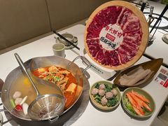 -左庭右院鲜牛肉火锅(金山万达店)