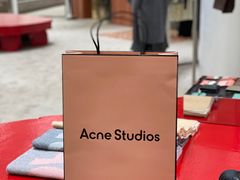 -Acne Studios(芮欧百货店)