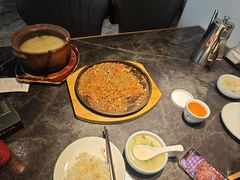-南海底小海鲜·湘菜(鲁巷吴家湾店)