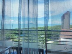 -三亚湾海居铂尔曼度假酒店